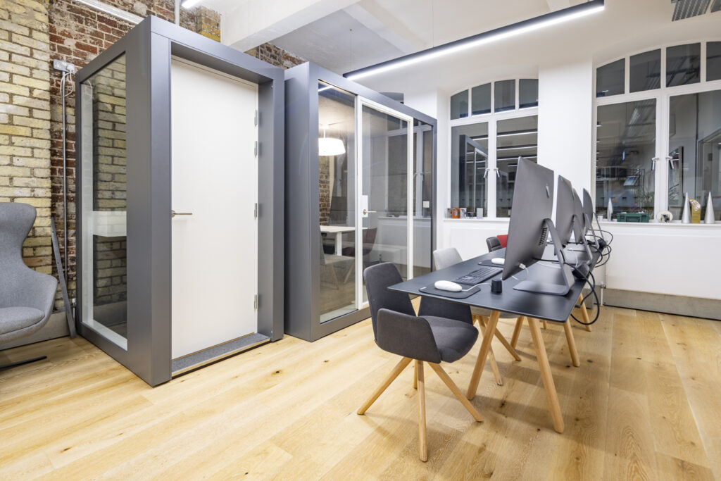 Office space with POD rooms