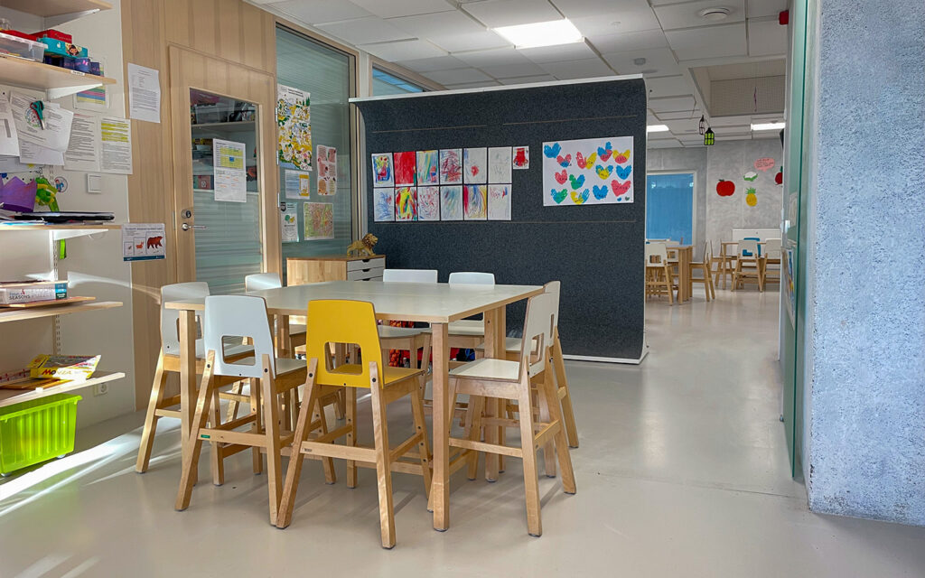 Jardin d'enfants STORY WALL à Korenno